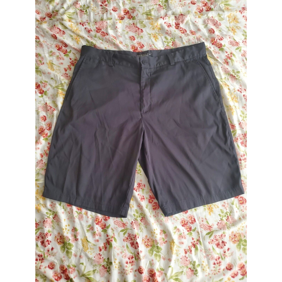 NIKE GOLF Shorts Flat Front Dri Fit Tour Performance 34" Black Pockets - Picture 1 of 3